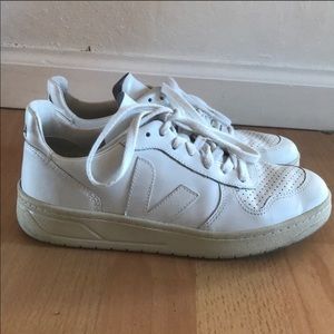 Veja All White Women’s Fashion Sneaker